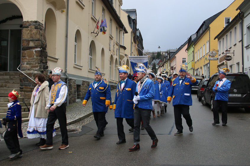101. Auftakt