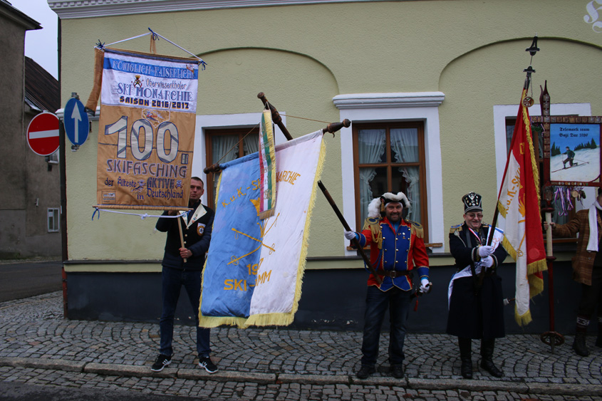 101.Auftakt