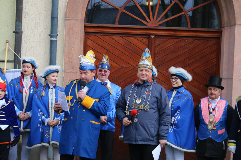 101.Auftakt