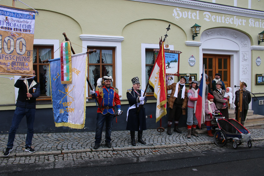 101.Auftakt