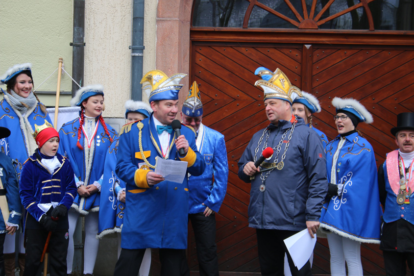 101.Auftakt
