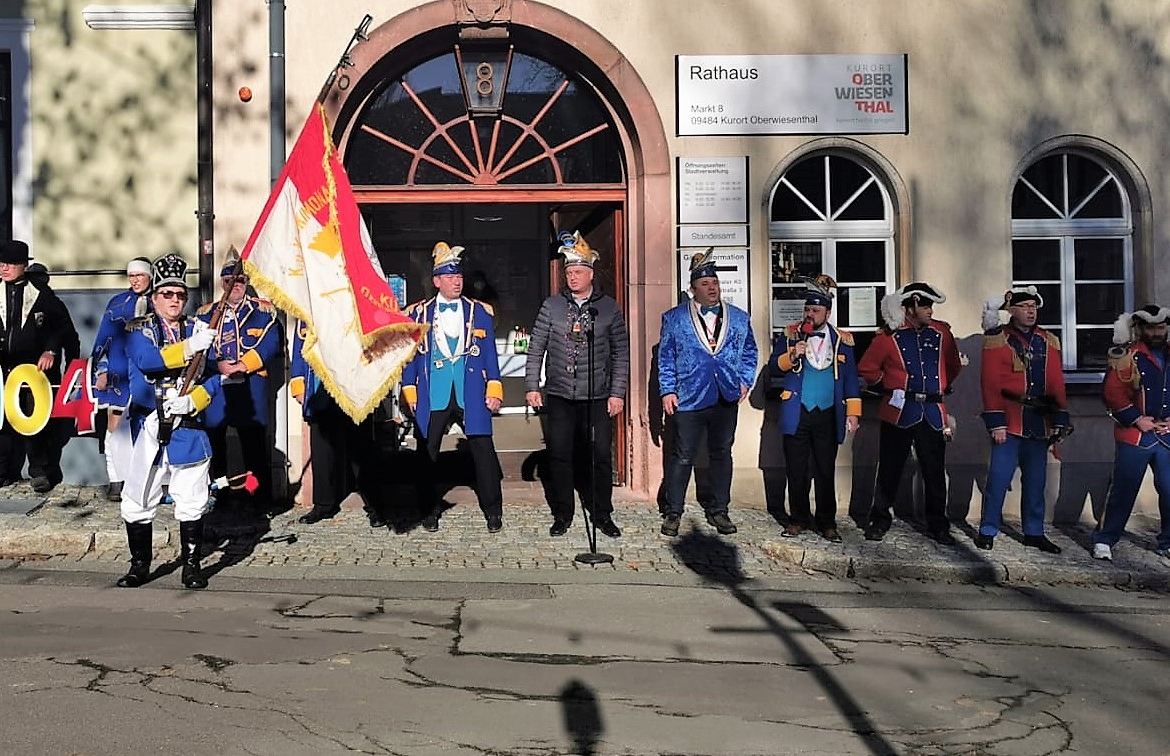 104. Skifasching