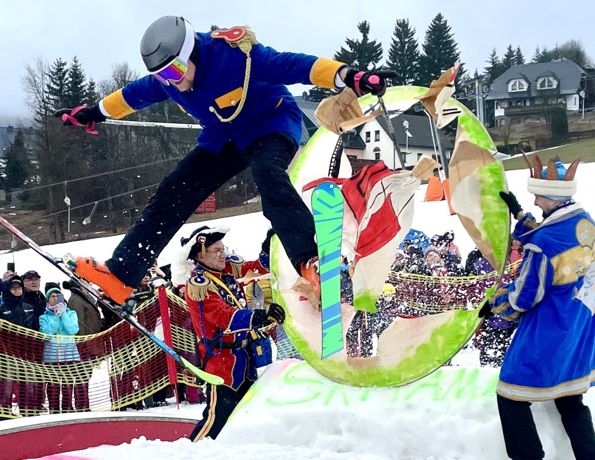 Skifasching24_wms