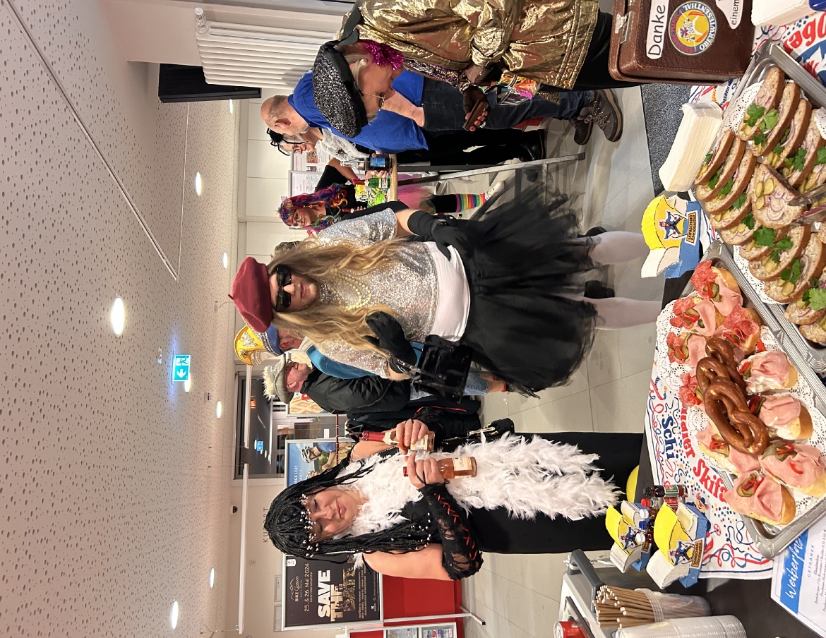 Weiberfasching24