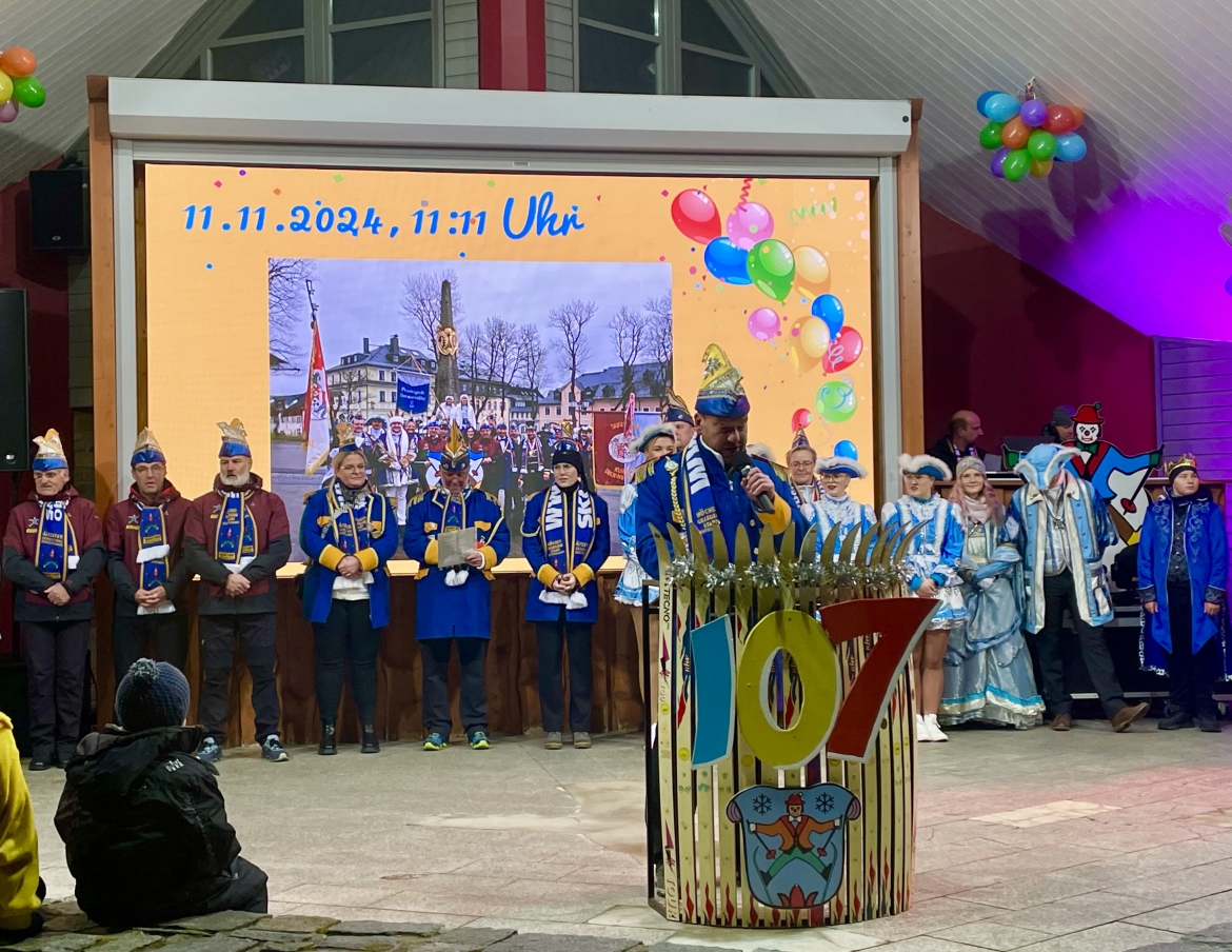 107. Skifasching