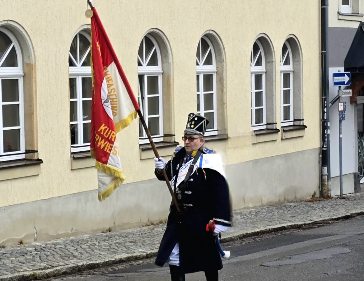 107. Skifasching