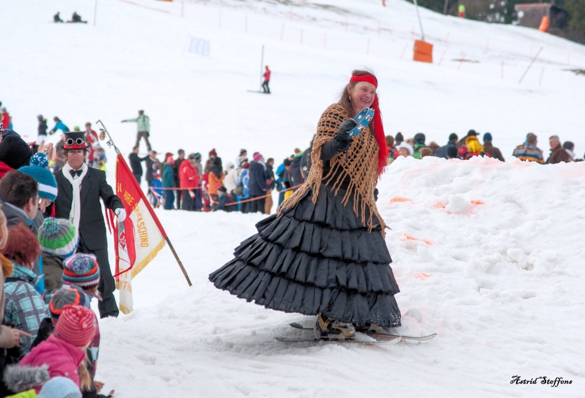99. Skifasching Astrid Steffens