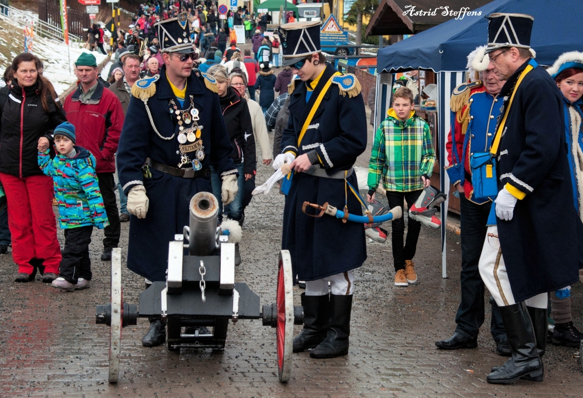 99. Skifasching Astrid Steffens