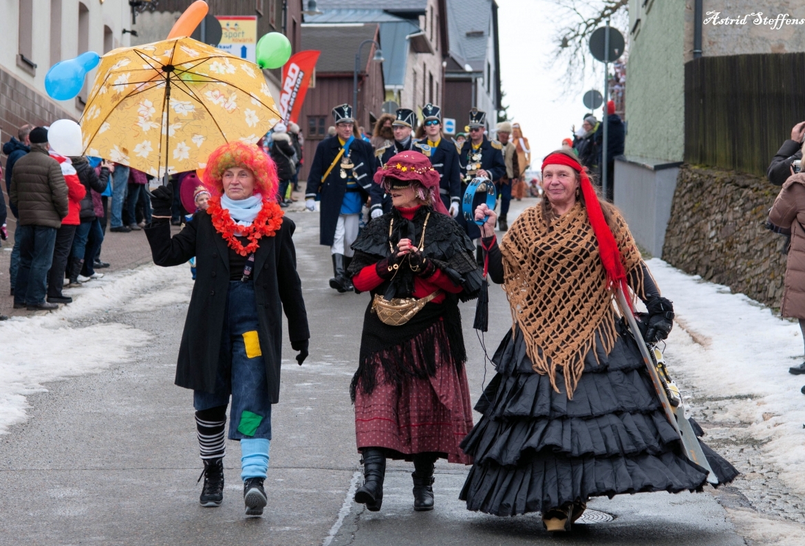 99. Skifasching Astrid Steffens