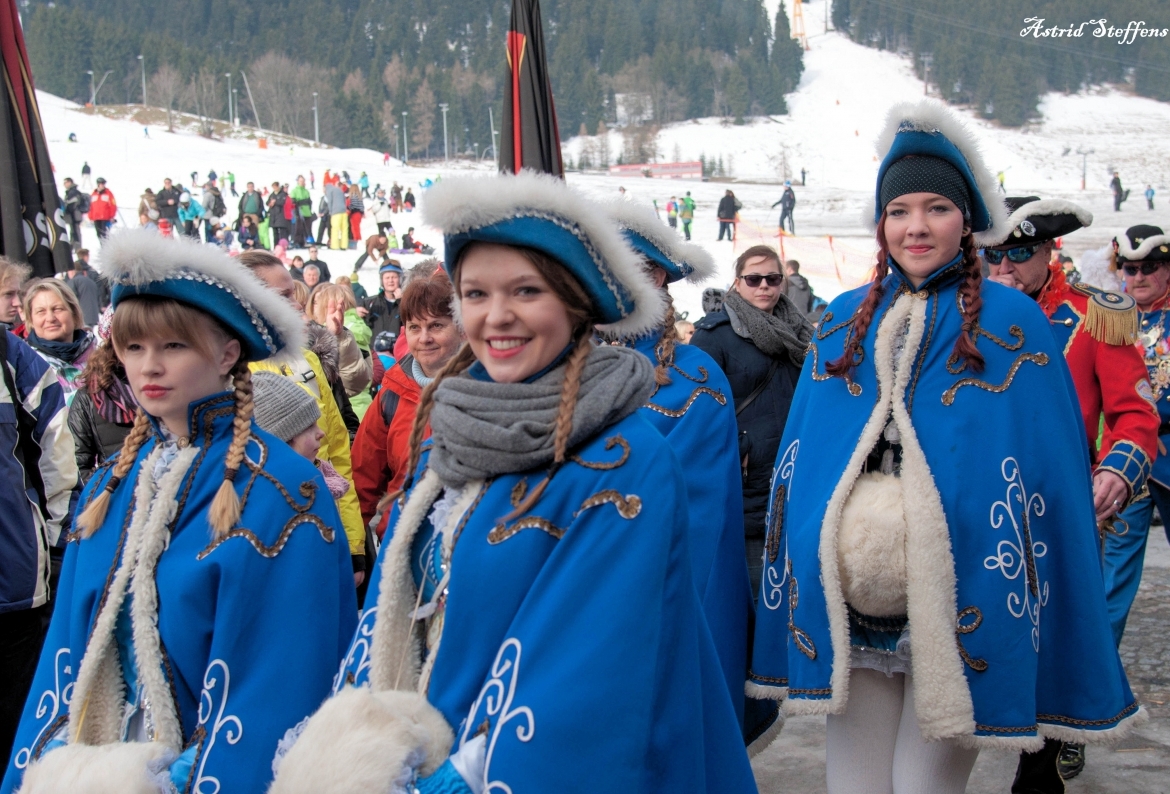 99. Skifasching Astrid Steffens