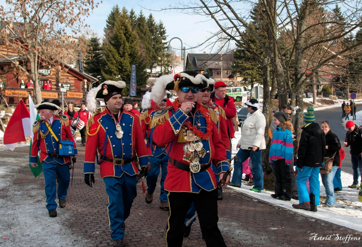 99. Skifasching Astrid Steffens
