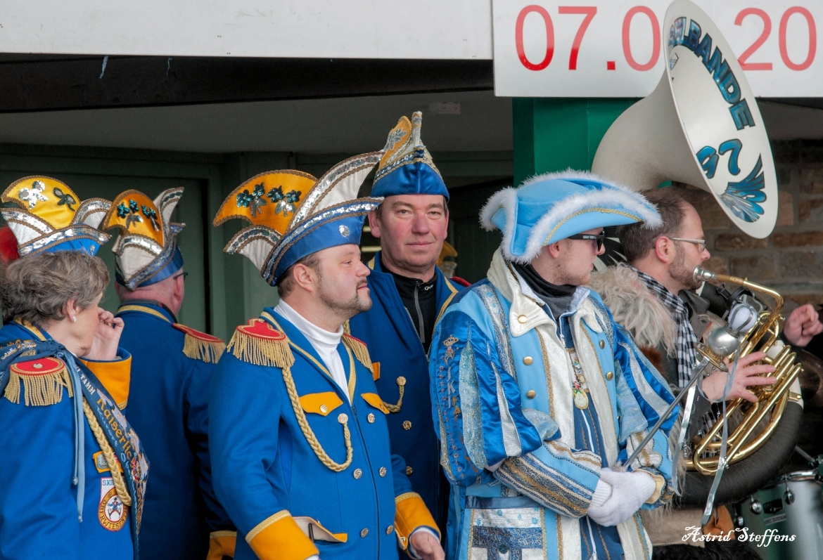 99. Skifasching Astrid Steffens