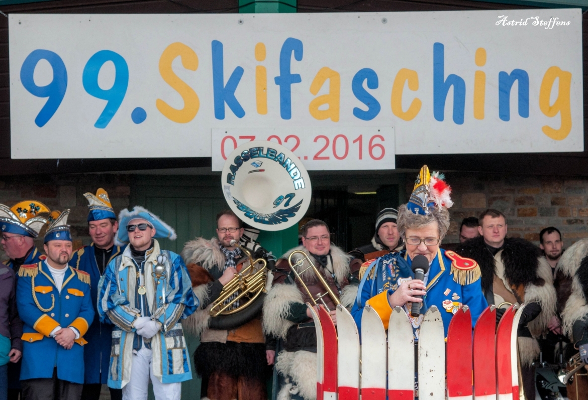 99. Skifasching Astrid Steffens
