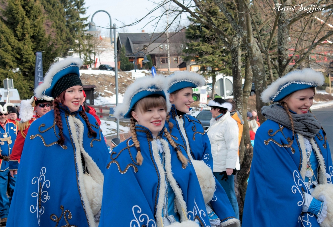 99. Skifasching Astrid Steffens