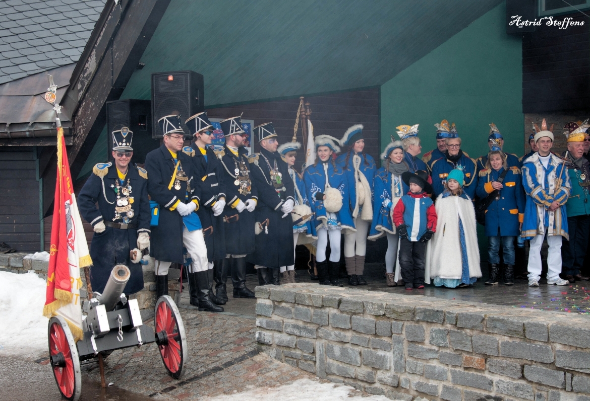 99. Skifasching Astrid Steffens