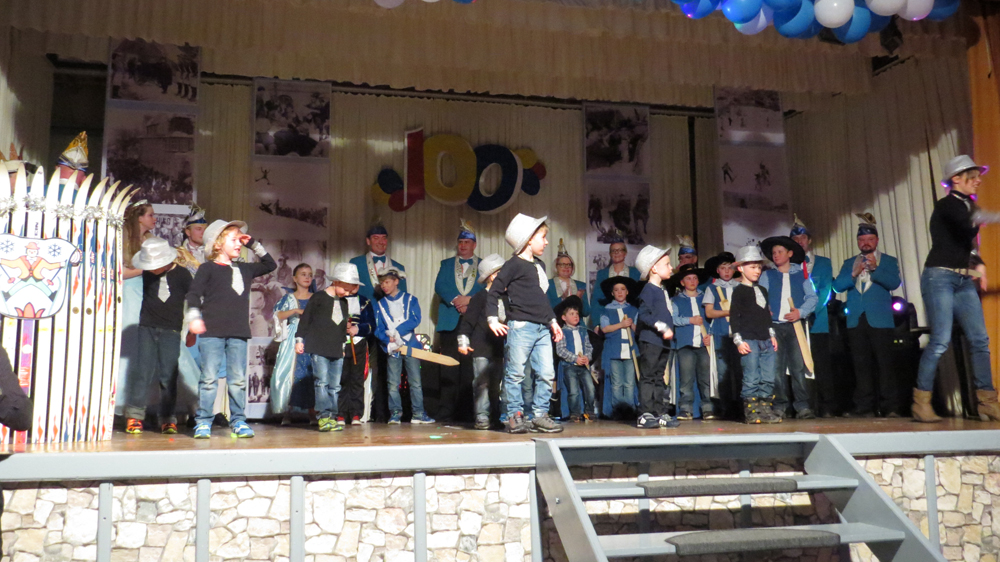 100. Skifasching